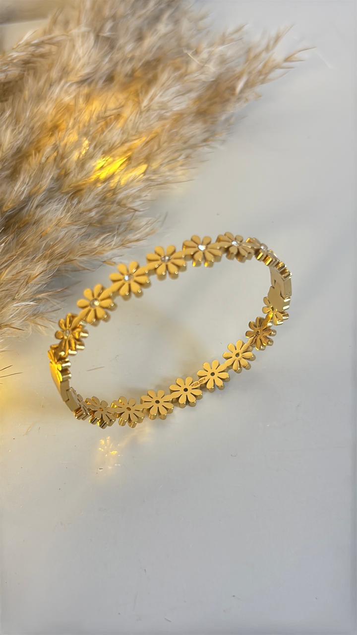 Golden Daisy Bracelet
